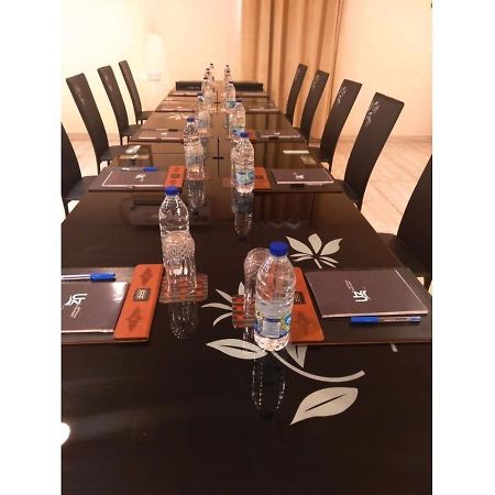 Tanuf Residency Hotel ニズワ エクステリア 写真
