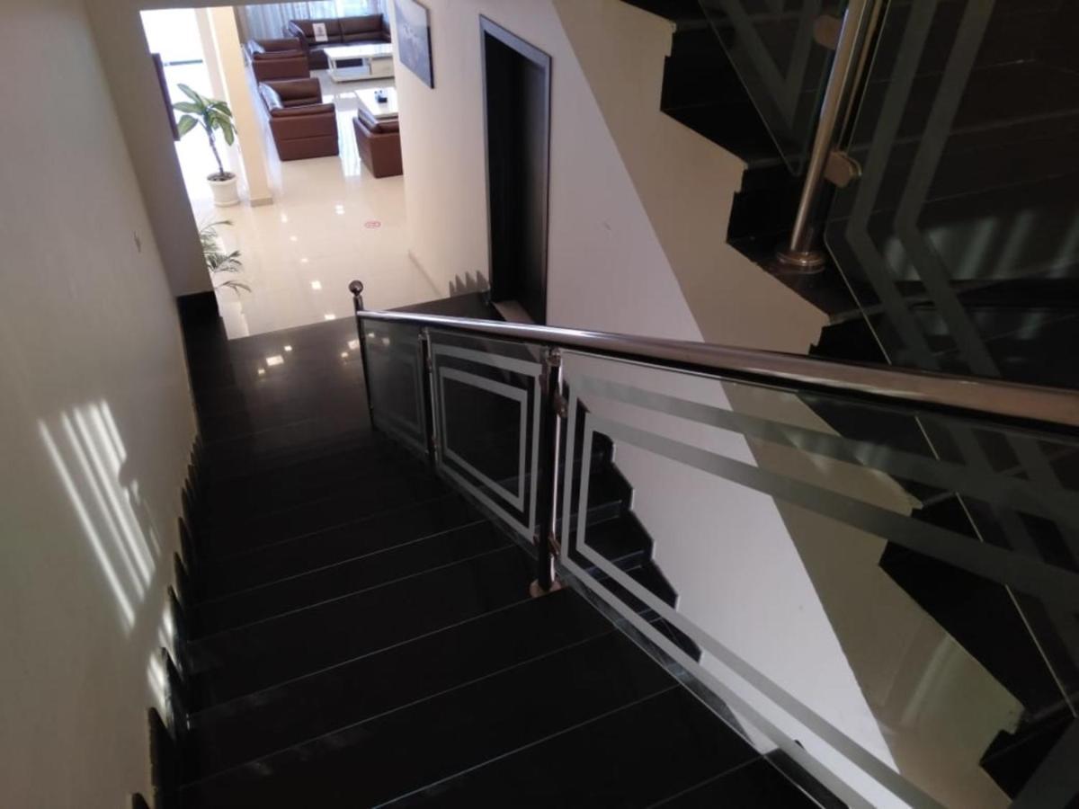Tanuf Residency Hotel ニズワ エクステリア 写真